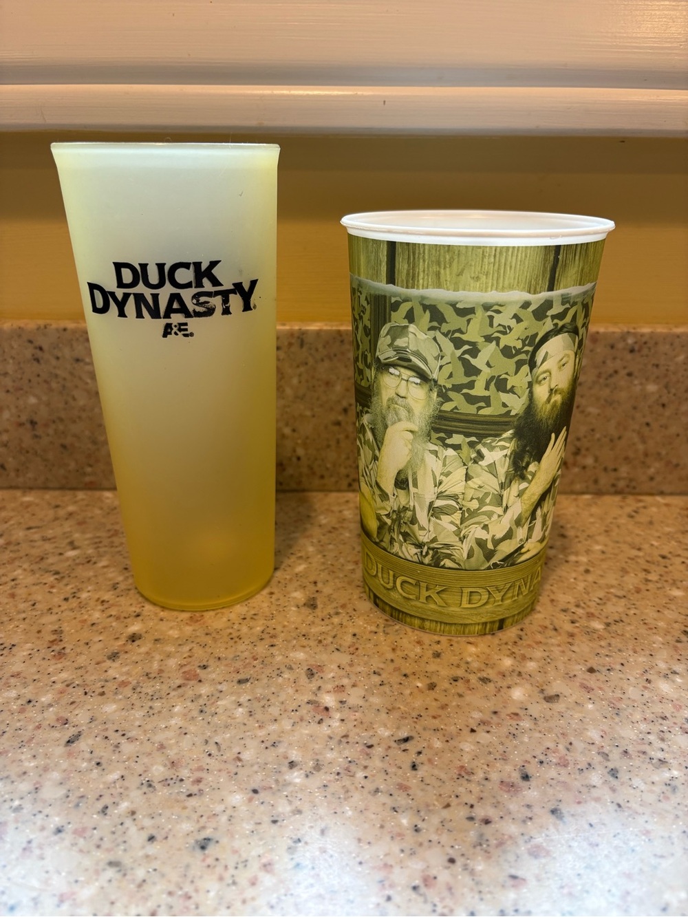 Bundle of 2 Duck Dynasty Plastic Cups by A&E